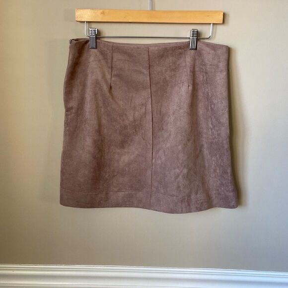 NWT She and Sky Suede Mini Skirt - Picture 7 of 11